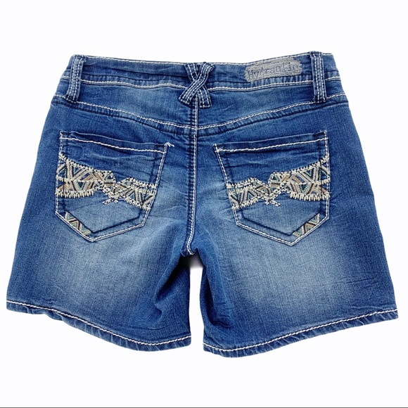 Distressed Denim Stretch Jean Shorts with Embroidered Pockets by Hydraulic - Picture 3 of 13